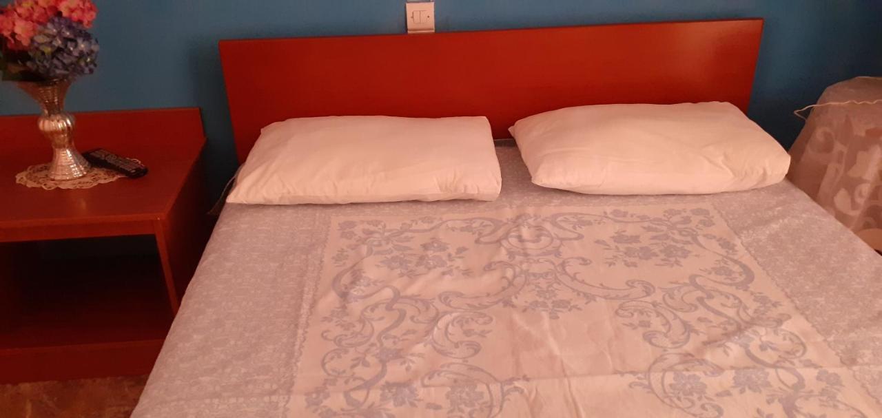 Pame Pantheos Hotel Kaména Vúrla Kültér fotó