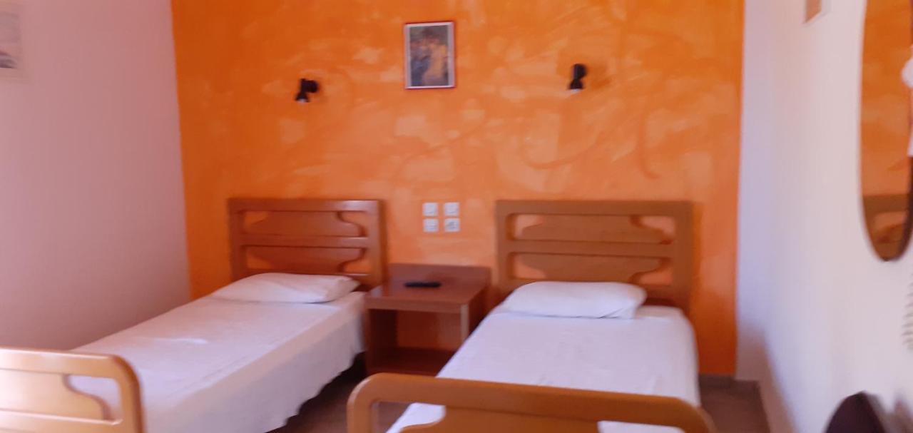 Pame Pantheos Hotel Kaména Vúrla Kültér fotó