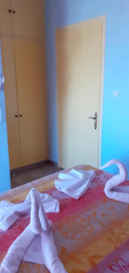 Pame Pantheos Hotel Kaména Vúrla Kültér fotó